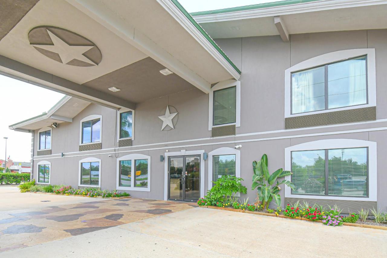 Scottish Inns & Suites - Woodlands Mall Зе-Вудлендс Экстерьер фото