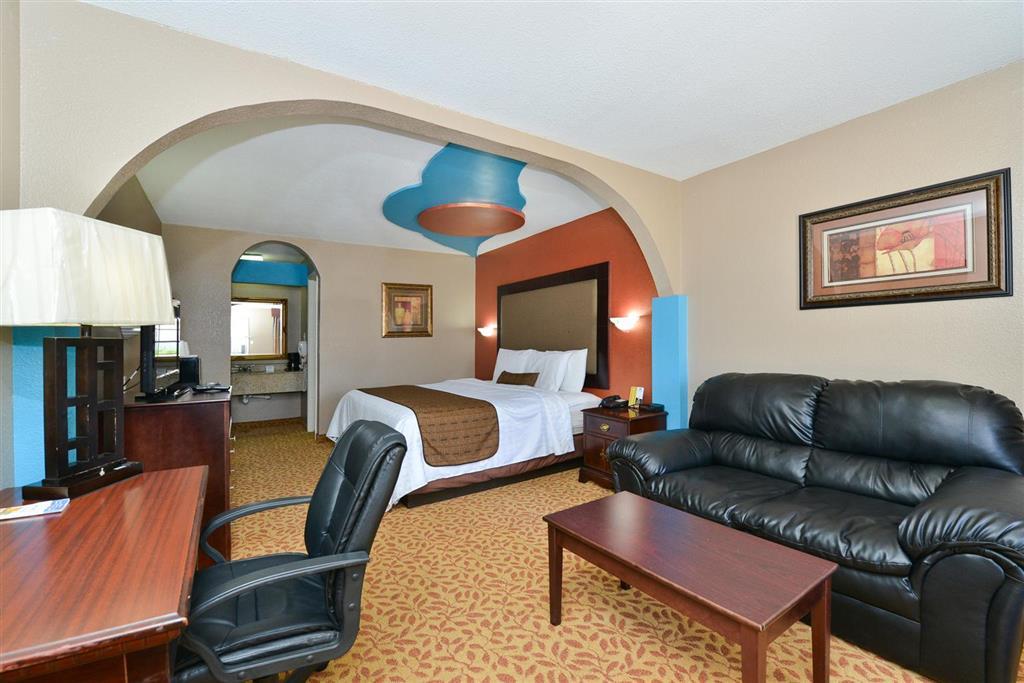 Scottish Inns & Suites - Woodlands Mall Зе-Вудлендс Номер фото