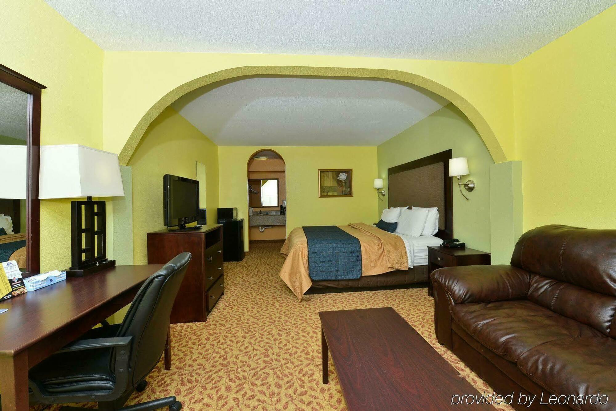 Scottish Inns & Suites - Woodlands Mall Зе-Вудлендс Экстерьер фото